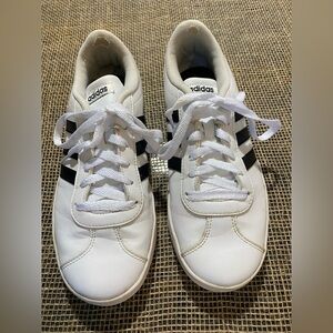 Adidas Superstar Sneakers, Sz 6, White Leather Upper w/3 Stripe Logo, Shell Toe